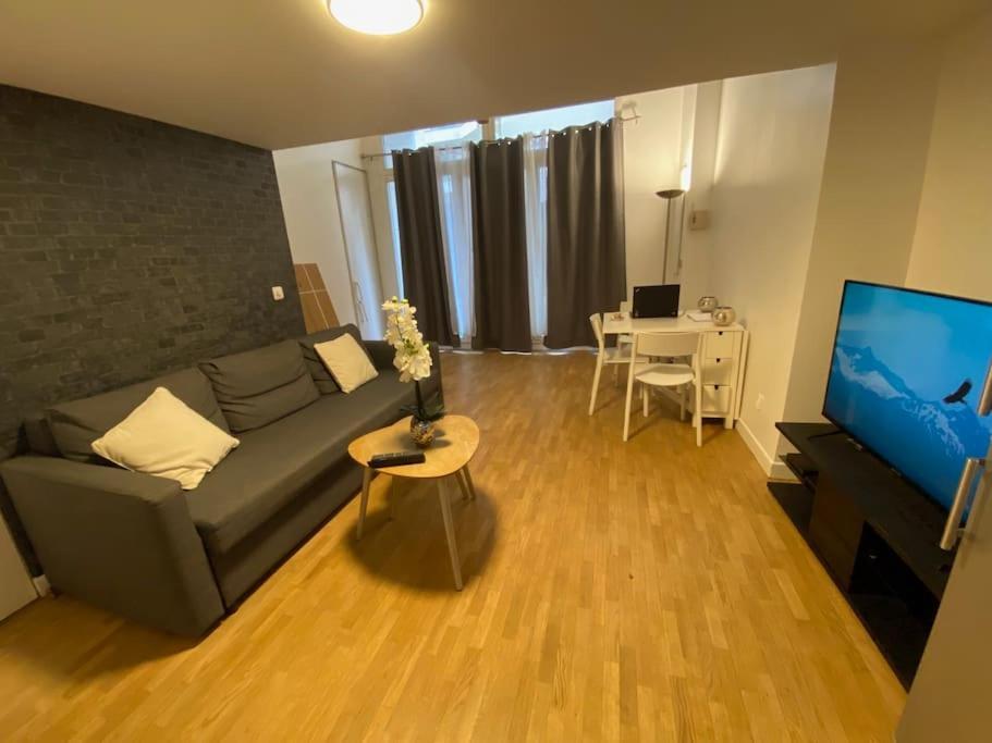 Magnifique Duplex 45 M2 Aux Portes De Paris Metro Barbara A 30Mn Expo Porte De Versailles Montrouge Bagian luar foto