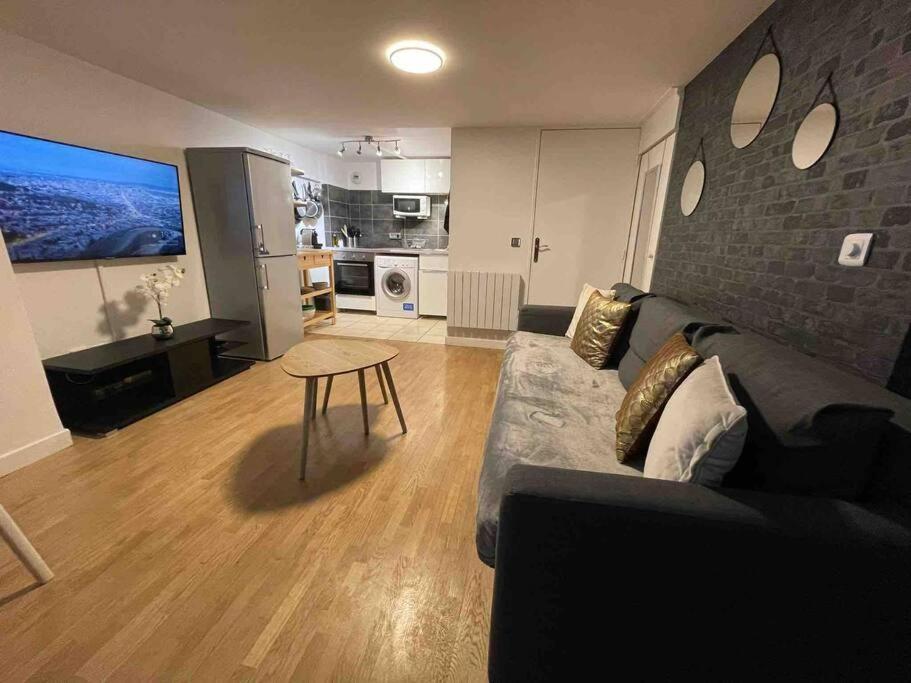 Magnifique Duplex 45 M2 Aux Portes De Paris Metro Barbara A 30Mn Expo Porte De Versailles Montrouge Bagian luar foto