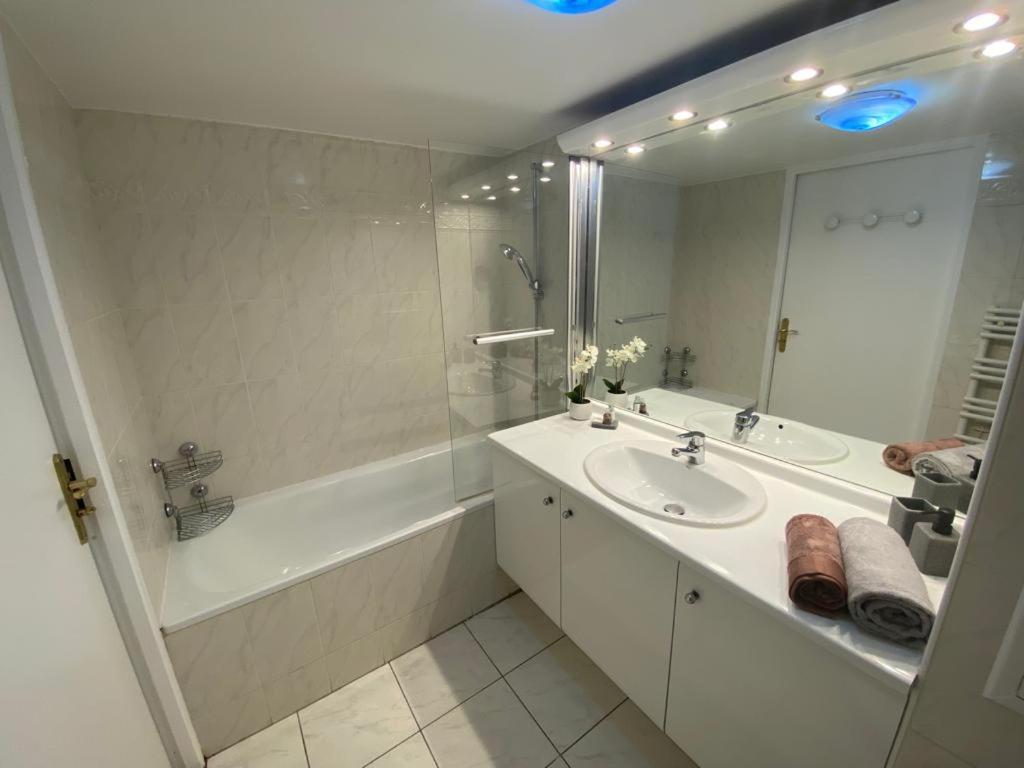 Magnifique Duplex 45 M2 Aux Portes De Paris Metro Barbara A 30Mn Expo Porte De Versailles Montrouge Bagian luar foto